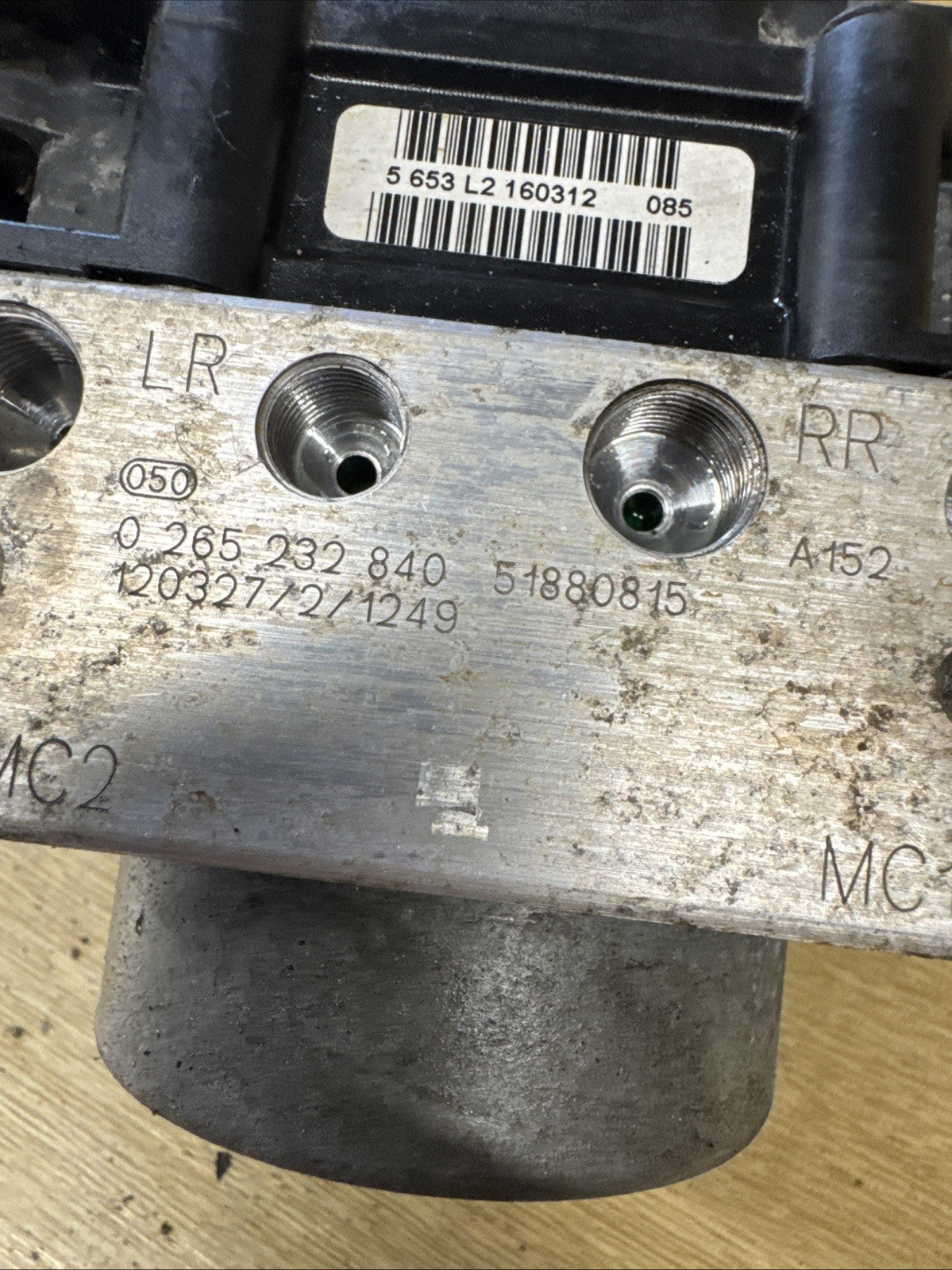 FIAT 500  ABS PUMP/Modulator/Control UNIT 51880815