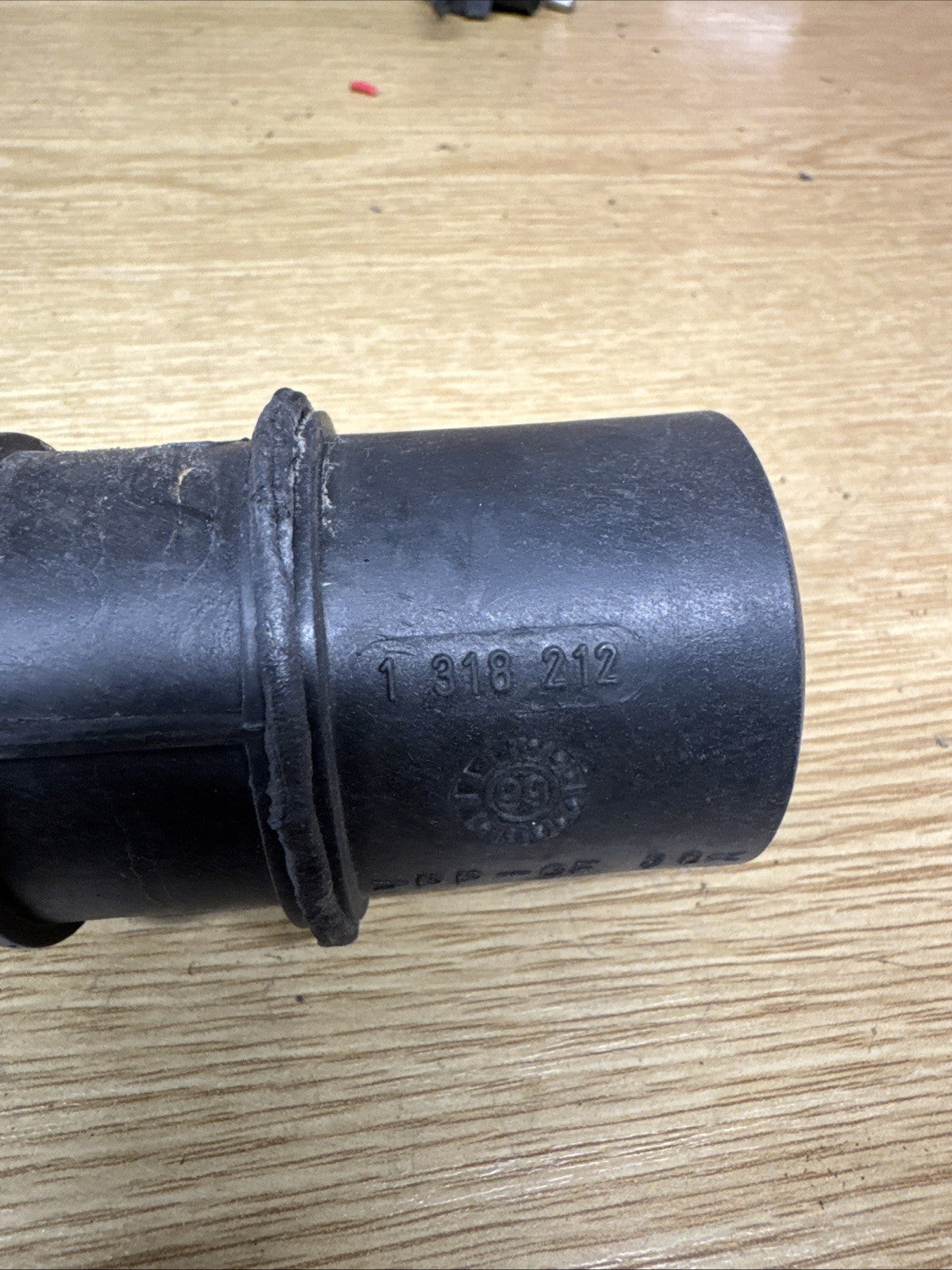 1742712 1318212  BMW E60 E61 Series   Vacuum pump Solenoid Control Valve