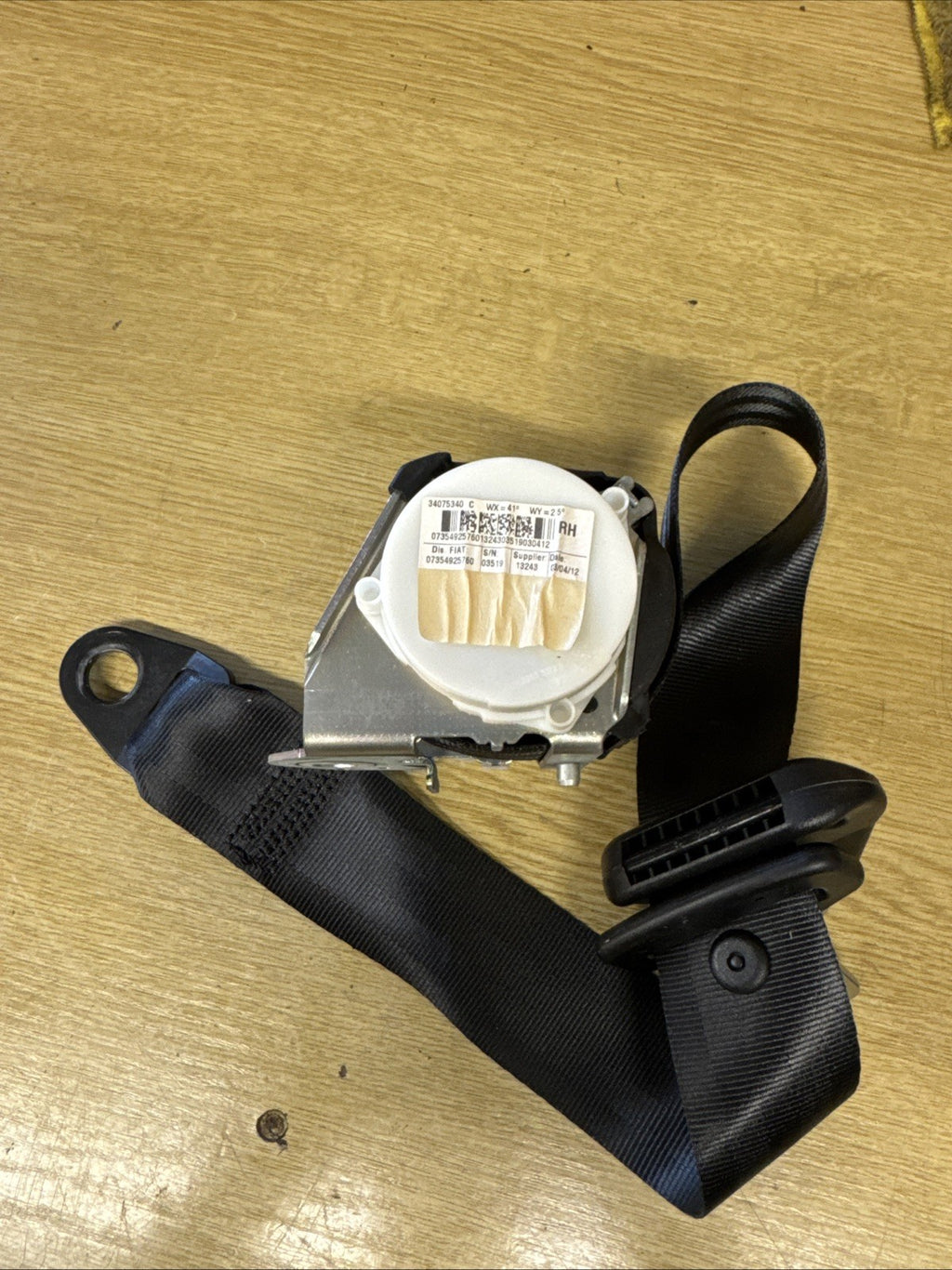 FIAT 500 S SEAT BELT - DRIVER/RIGHT REAR 34075340 2007-2014