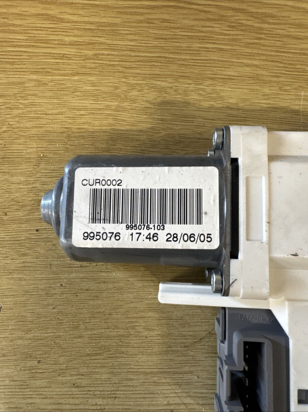 RANGE ROVER SPORT FRONT PASSANGER SIDE WINDOW MOTOR 995076