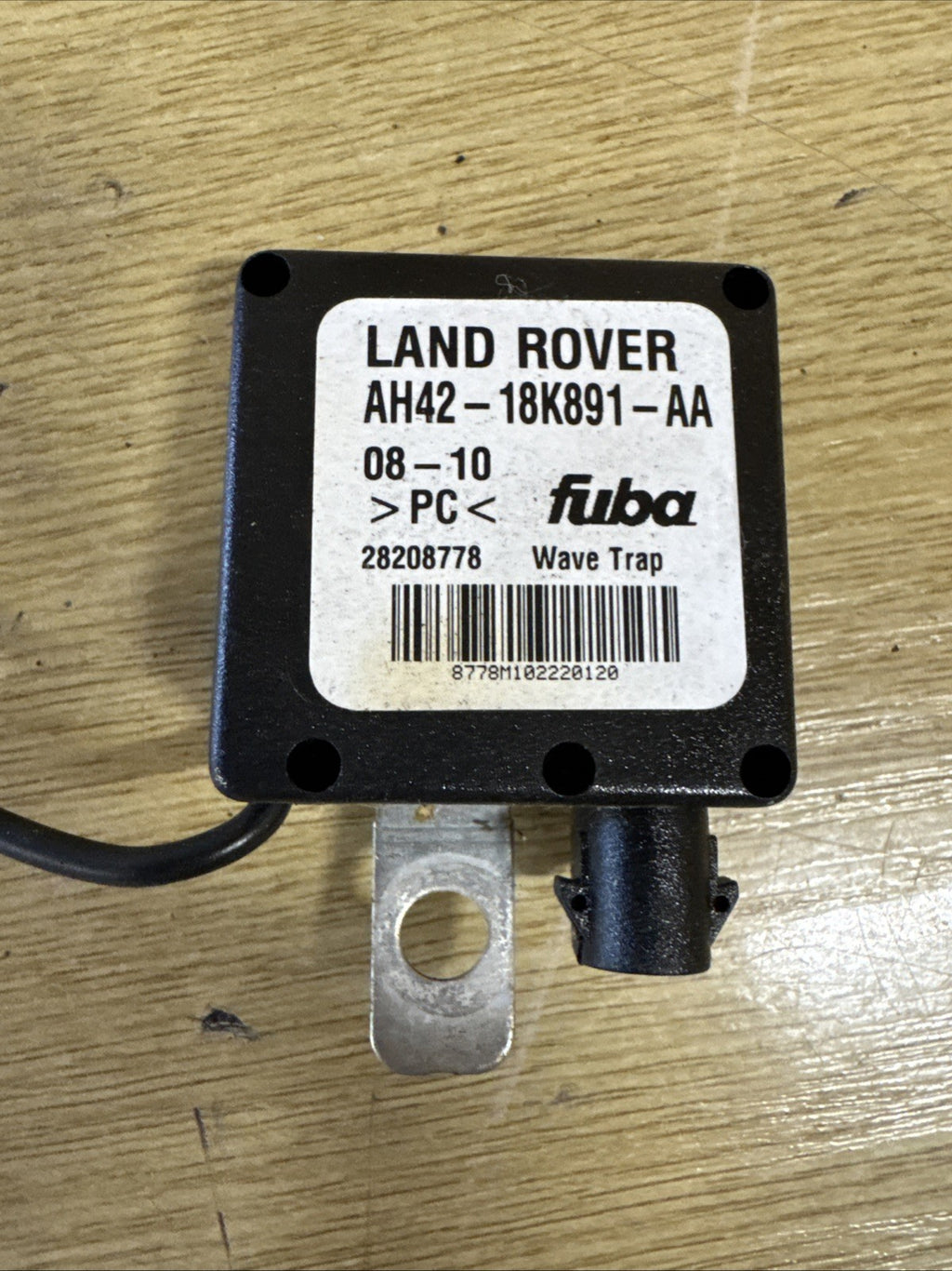 Range Rover L322 Aerial Antenna Amplifier AH4218K891AA Ref GV60