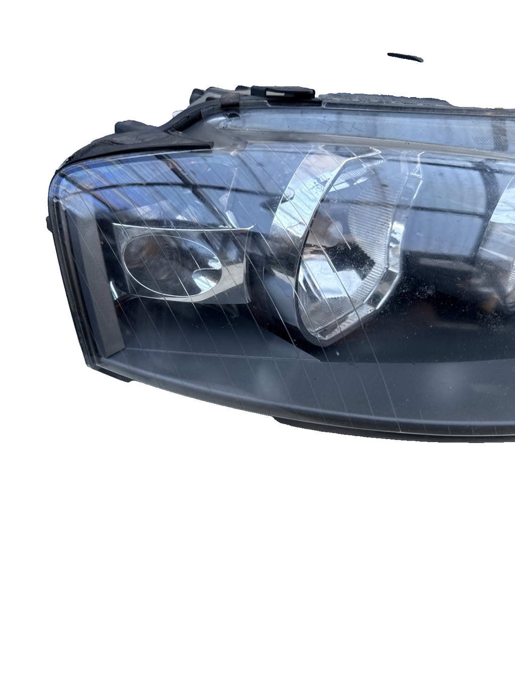 GENUINE AUDI A3 2003-2008 (2005) RIGHT OFFSIDE OS DRIVERS HEADLIGHT  0301206602