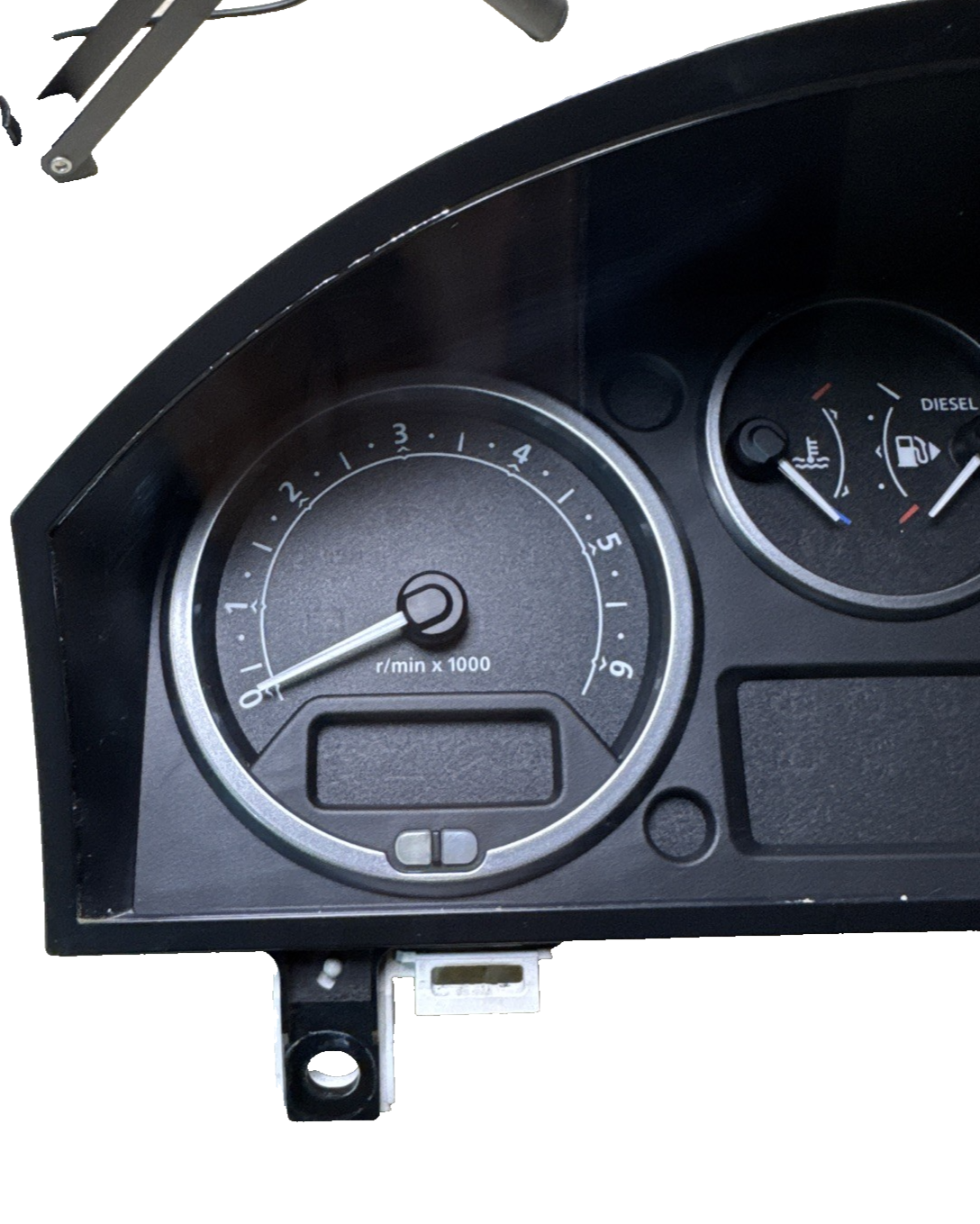 LAND ROVER DISCOVERY 3 L319 2.7 DIESEL MANUAL SPEEDO CLOCK YAC500096