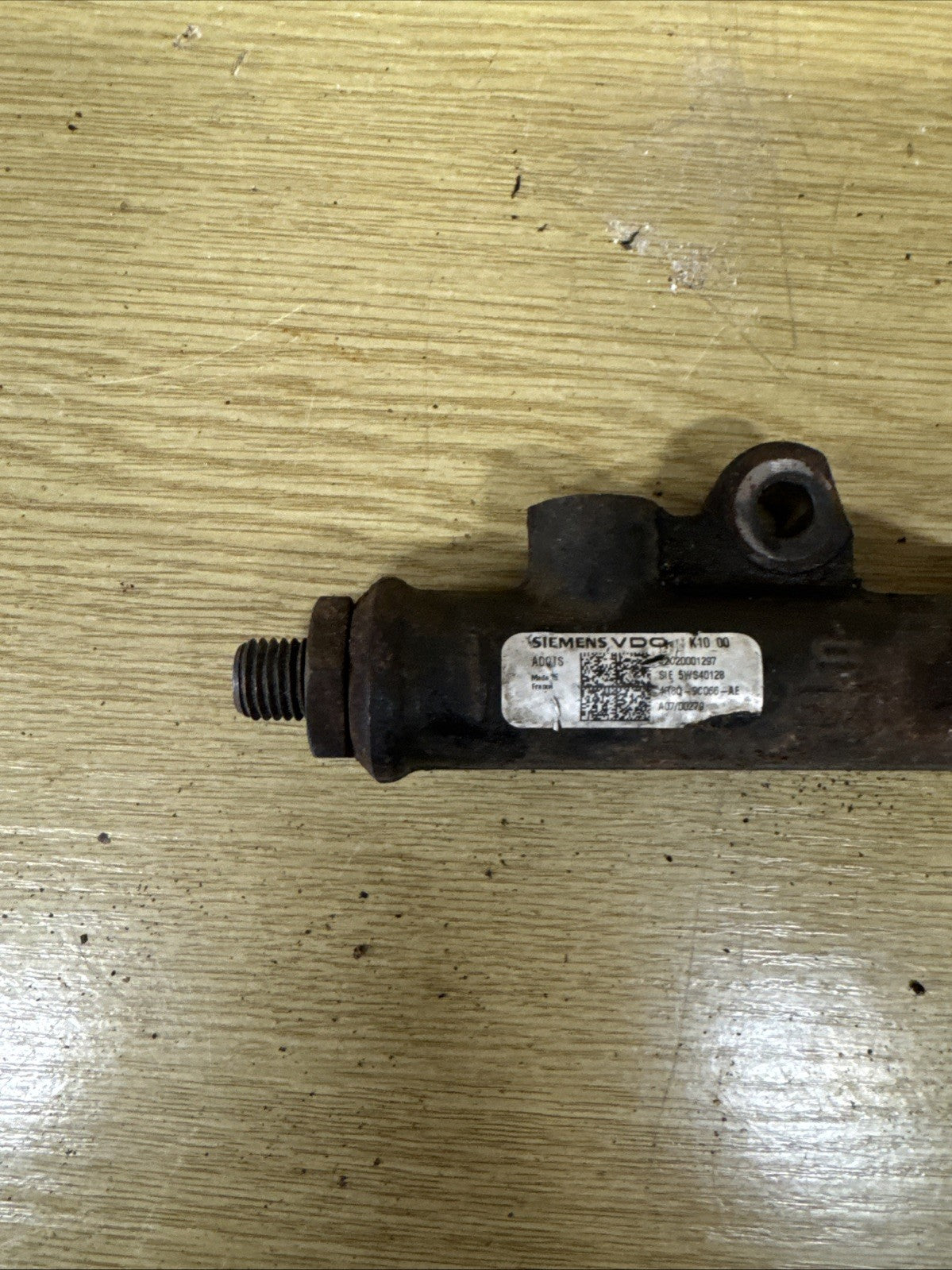 Landrover Range rover 2.7 Injector Rail A2C20001297