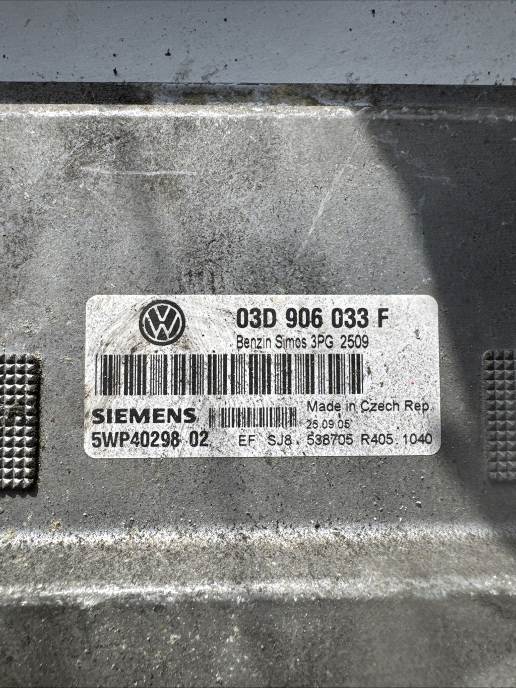 Volkswagen Polo Engine Control Module Unit ECU 1.2Petrol 2006 9N3 OEM 03D906033F