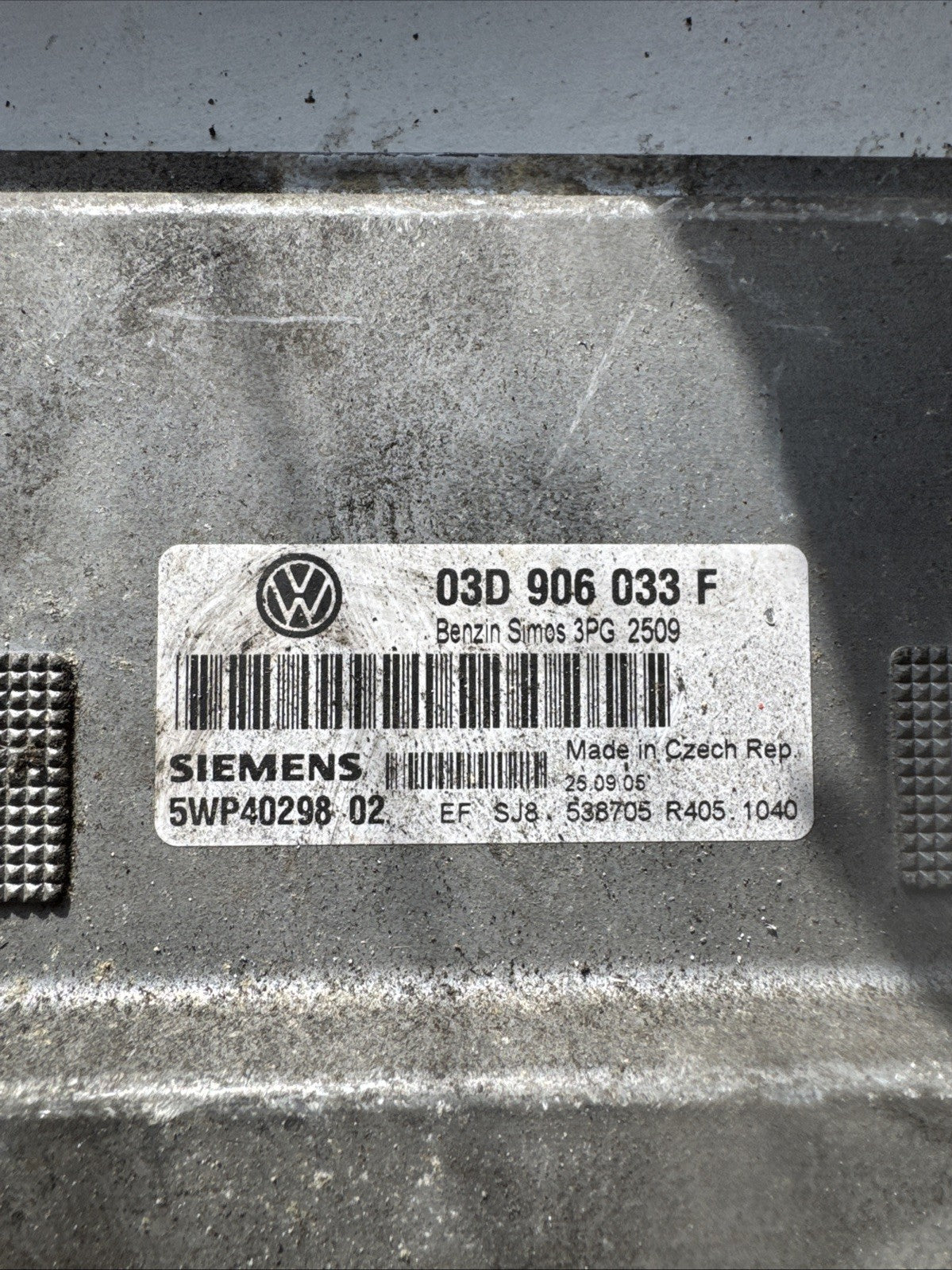 Volkswagen Polo Engine Control Module Unit ECU 1.2Petrol 2006 9N3 OEM 03D906033F