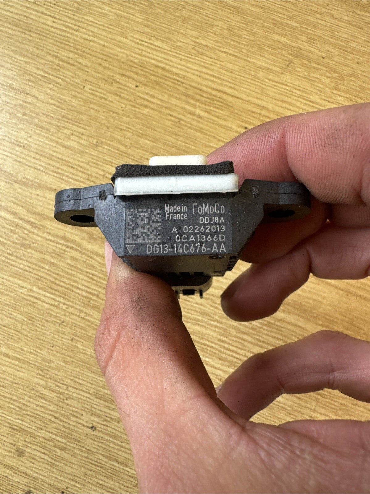 FORD FIESTA AIRBAG CRASH SENSOR DG1314C676AA MK7