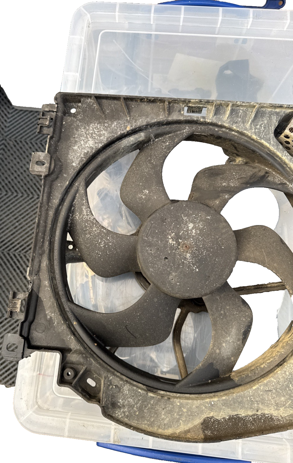 GENUINE Nissan Note 2012  1.5 Diesel Radiator Cooling Fan Motor 8200688375