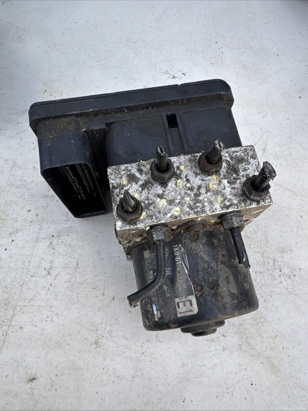 Volkswagen Audi Seat ABS Pump + Control Module ECU 1K0614517H 1K0907379K