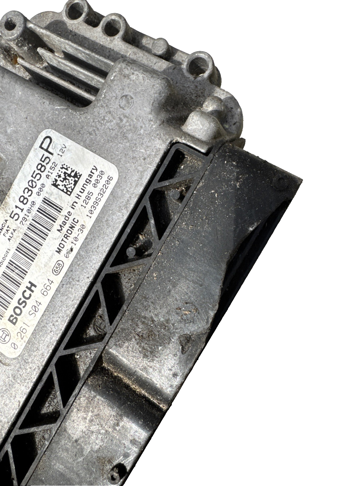 51830585P Alfa Romeo Mito Engine Control Unit ECU 0261S04664 51830585 P
