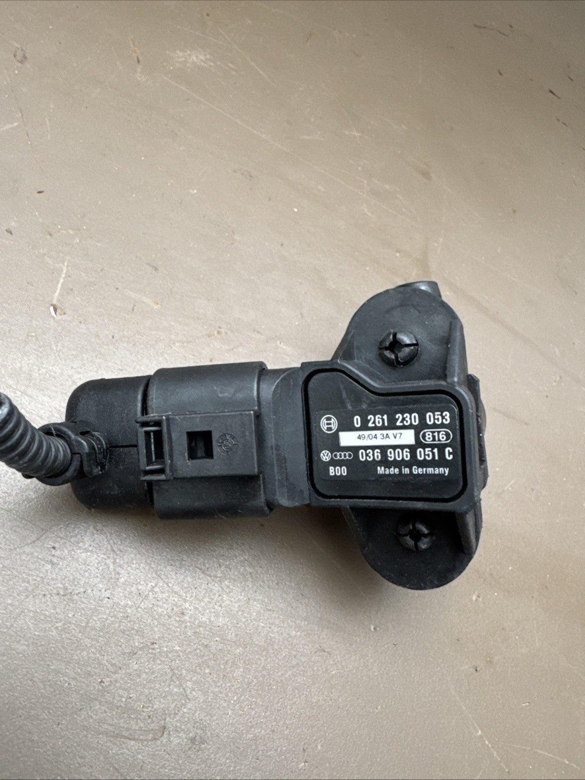 AUDI VW AIR PRESSURE MAP SENSOR 036906051C 0261230053