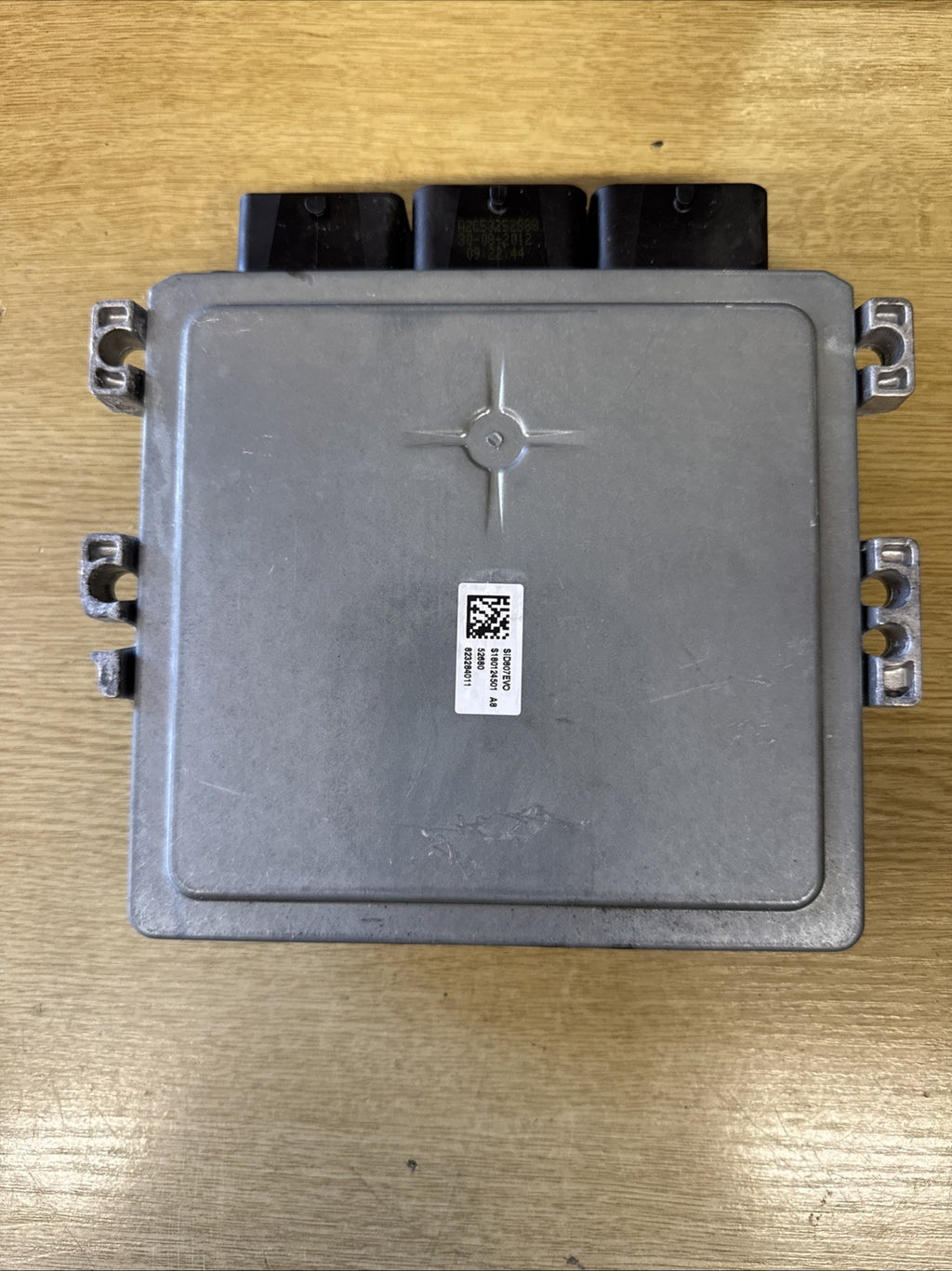 2012 PEUGEOT 3008 1.6 ENGINE CONTROL UNIT ECU 9666681180