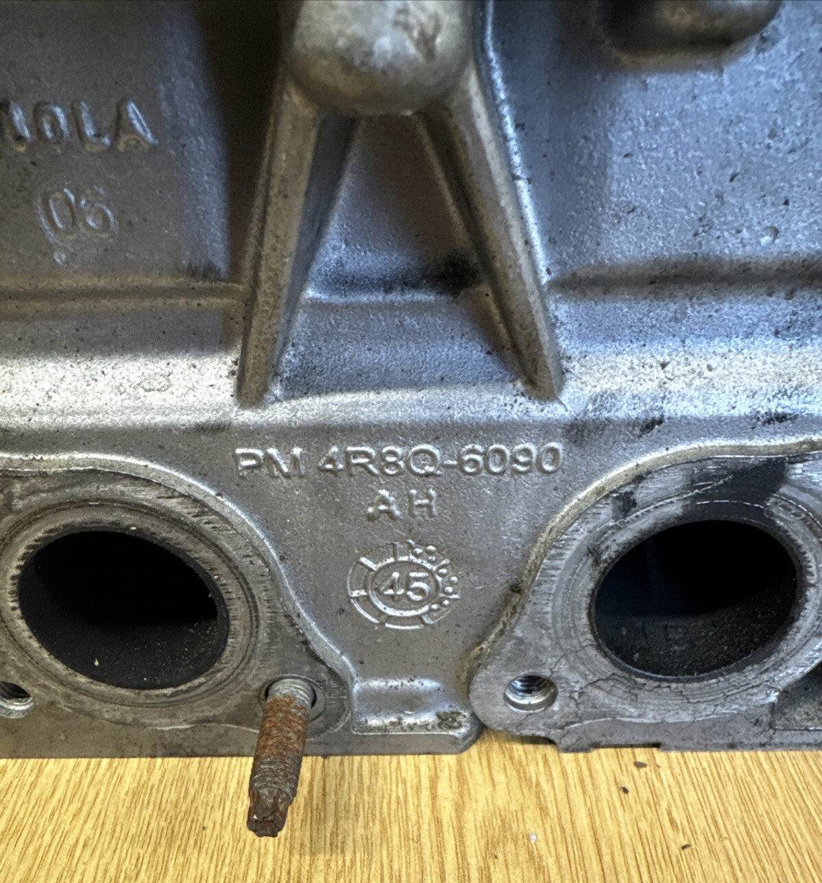 Range Rover Sport L320 2.7 TD V6-O7- Cylinder Head Right Side PM4R8Q6090AH