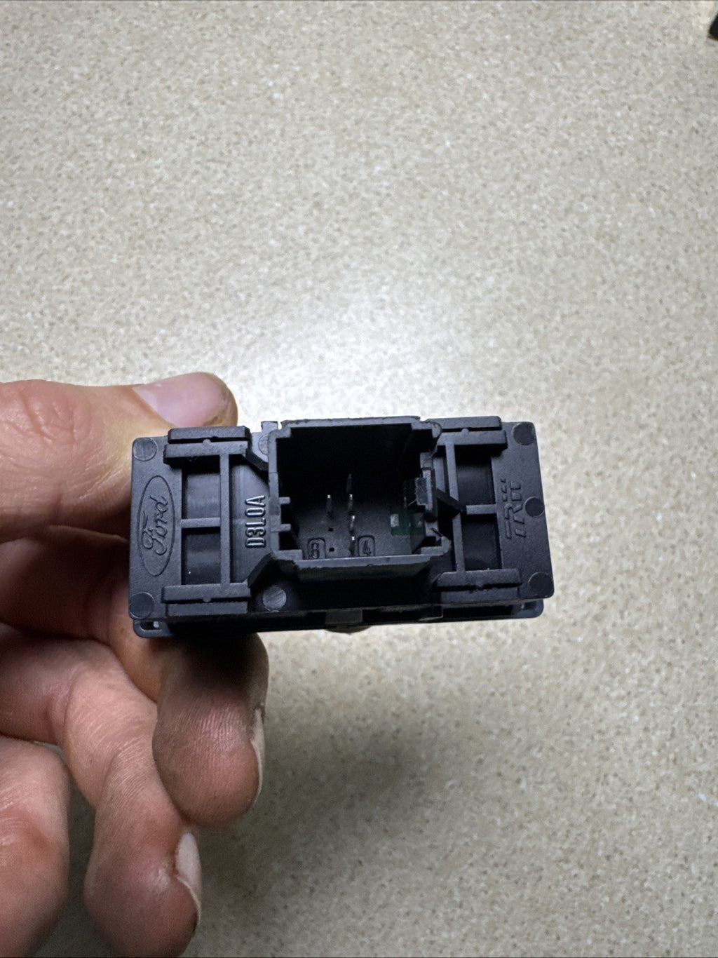 GENUINE FORD FIESTA FUSION REAR WINDOW HEATED SWITCH BUTTO DEMISTER 6S6T18C621BA