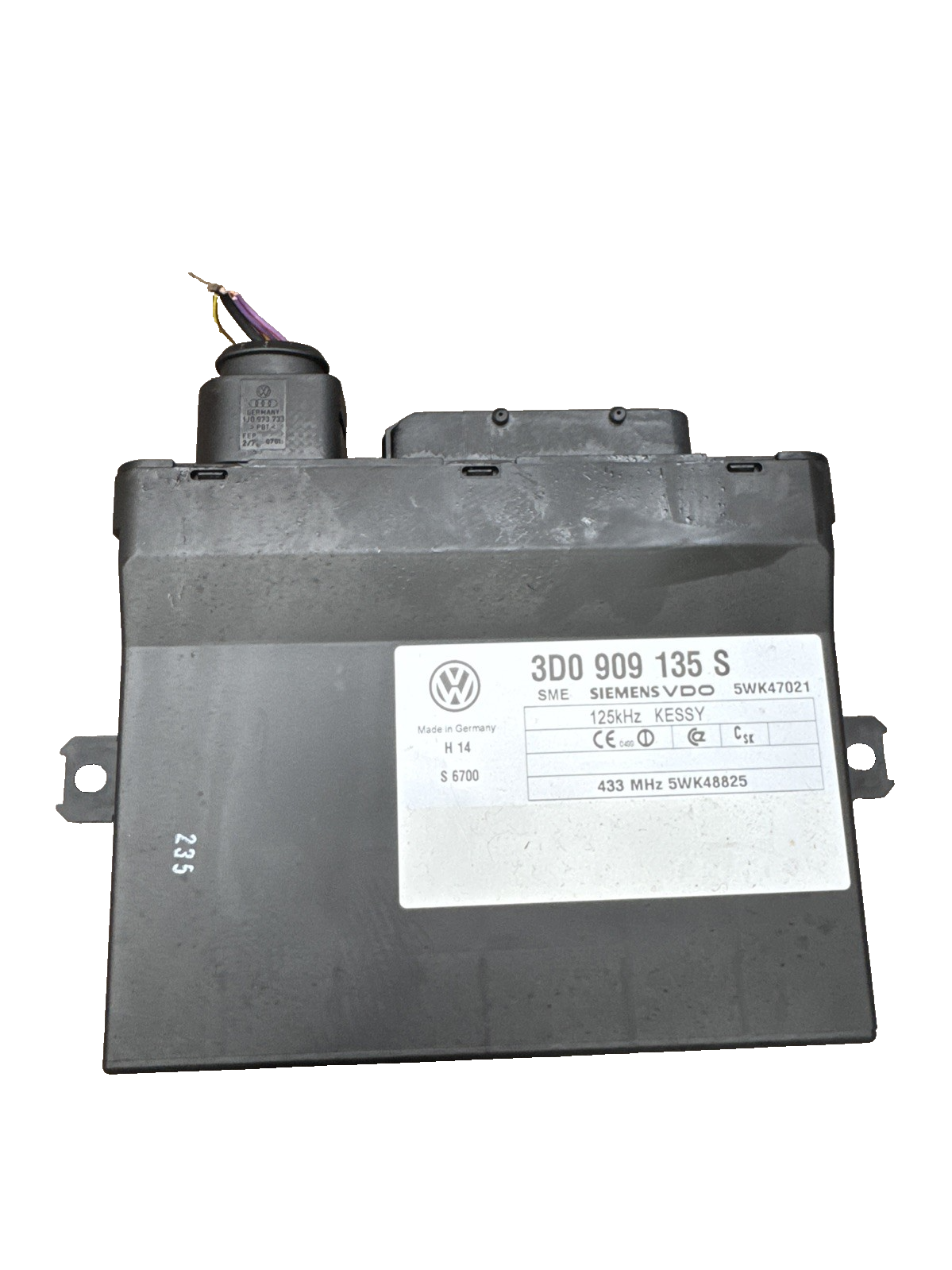 VOLKSWAGEN TOUAREG 2005 KEYLESS ECU 3D0909135S