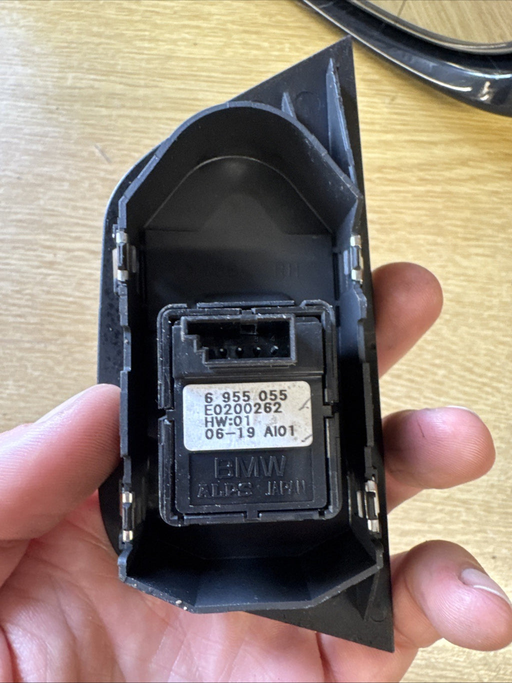 BMW Z4 E85 E86 Left Passenger Window Switch Pack 6955055