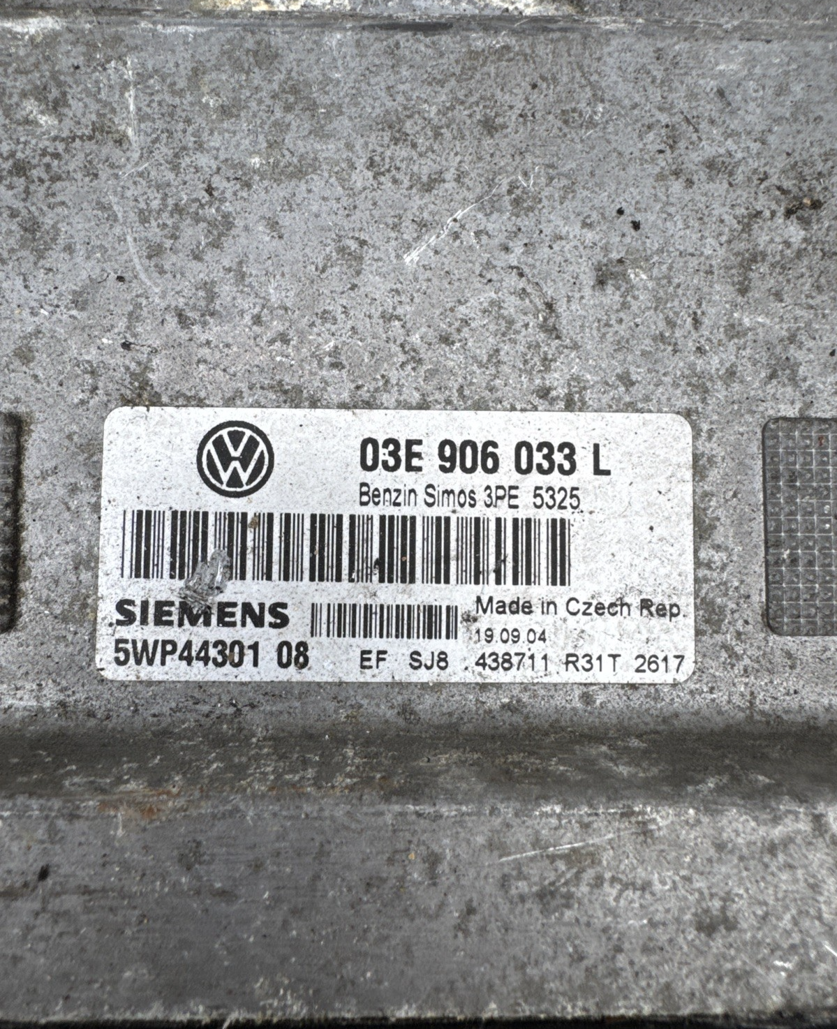 VOLKSWAGEN POLO 2004 1.2 PETROL MK4 5DR ENGINE CONTROL UNIT ECU 03E906033L