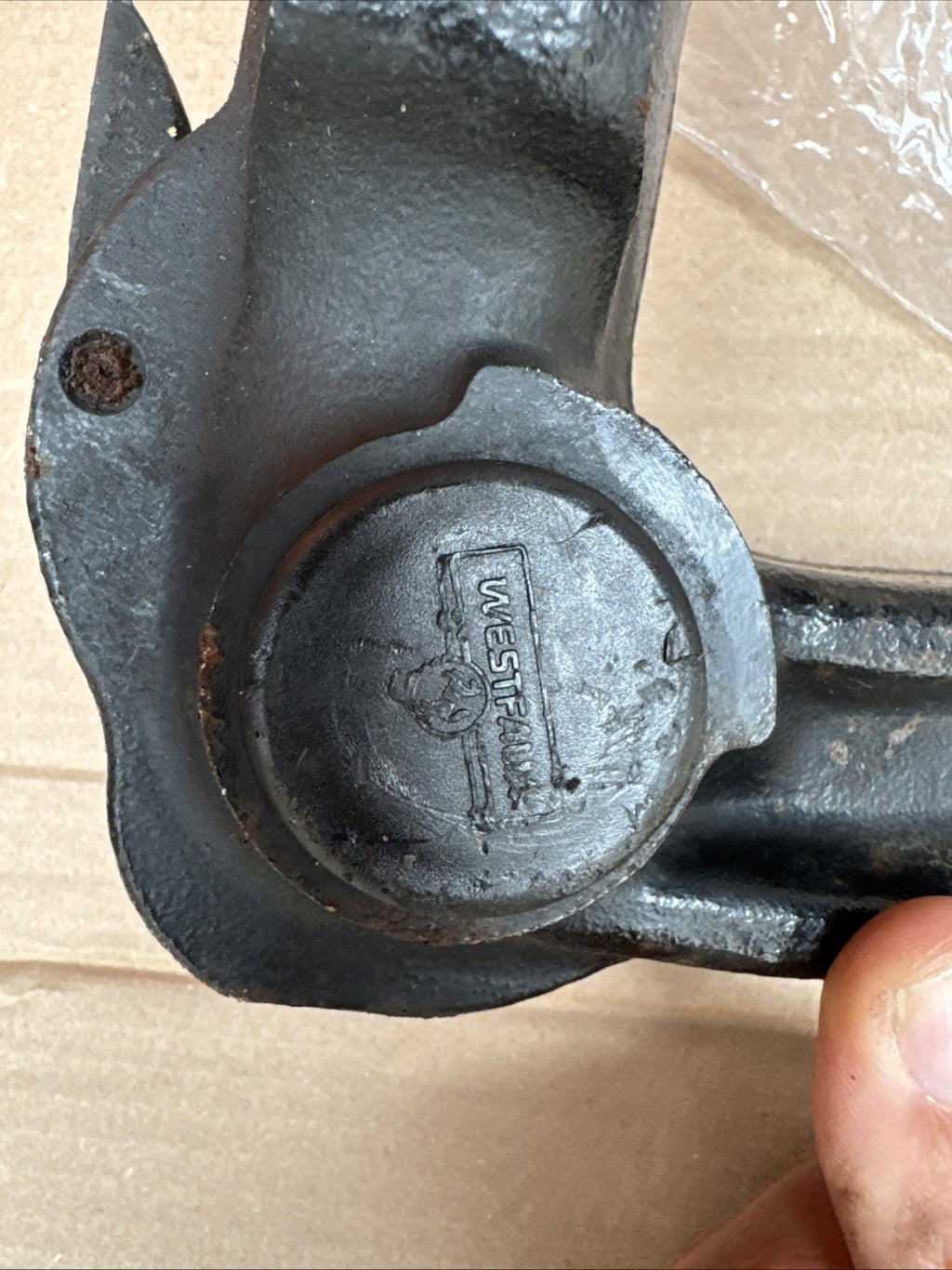 Range Rover L322  Detachable tow Hook 6752596