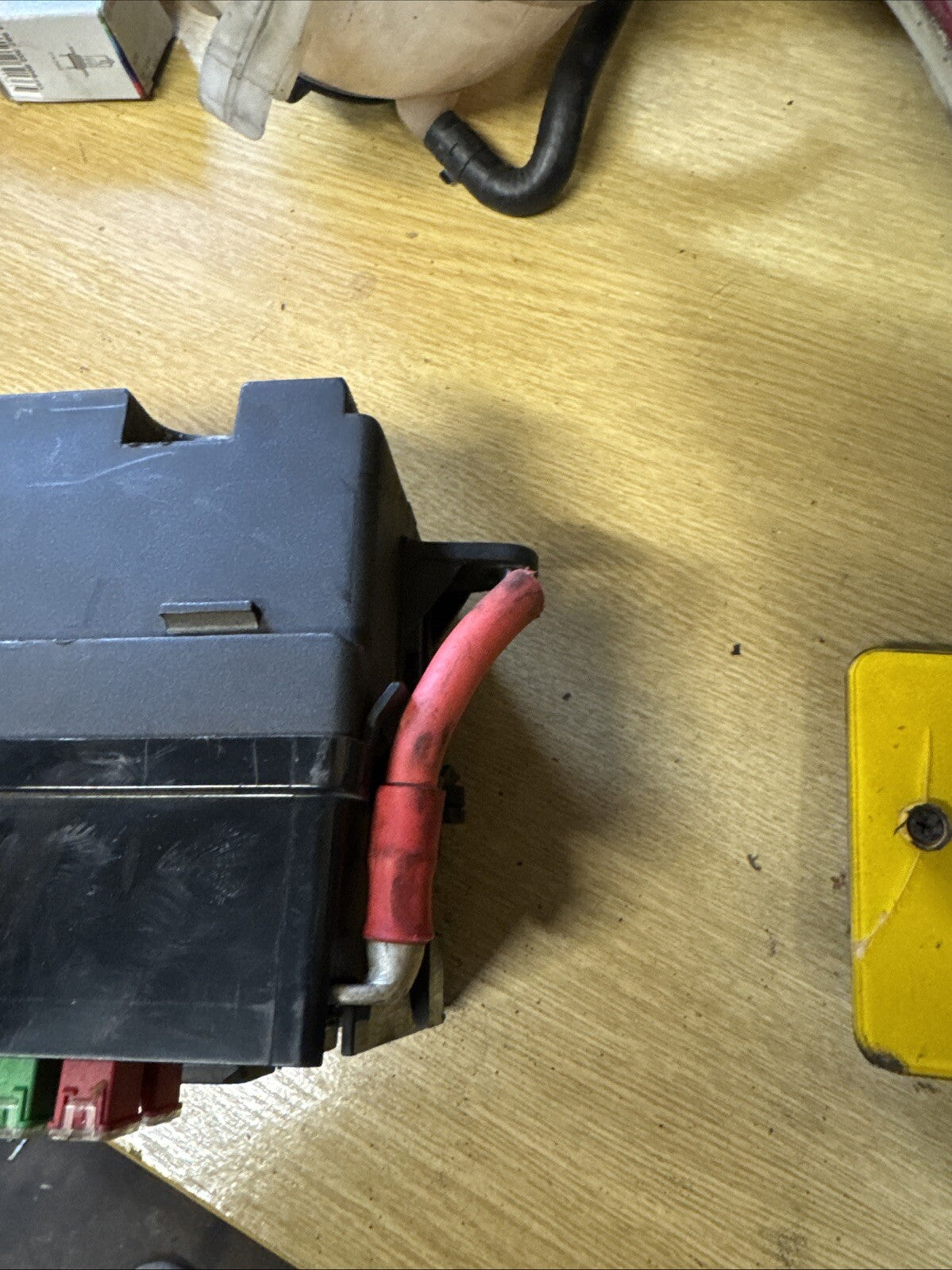 08 Range Rover Sport L320 2.7 TDV6 Engine Bay Fusebox 8H32-14290-RA 