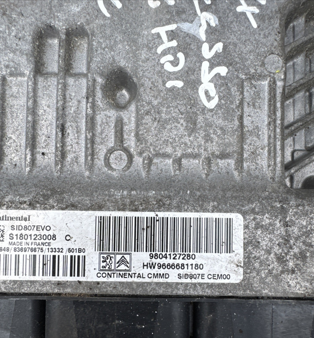 Peugeot 308 2014 MK2 Engine ECU 9804127280
