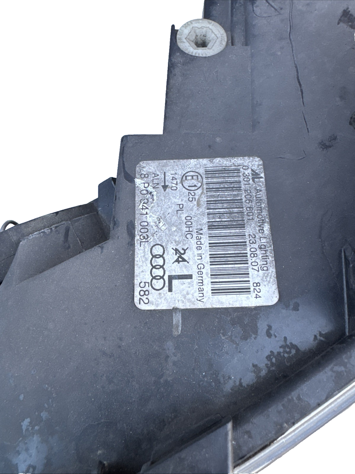 Audi A3 8P 04-08 Passenger Side Left Halogen Headlight 8P0941003L