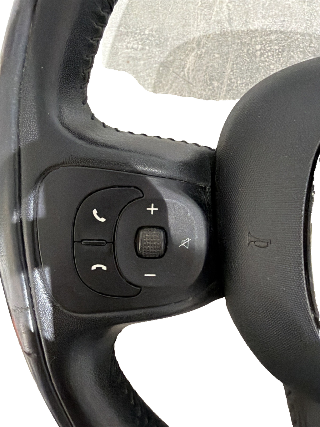 Fiat 500 Leather Steering Wheel w/ Autoliv Airbag 07356766810 Multifunction
