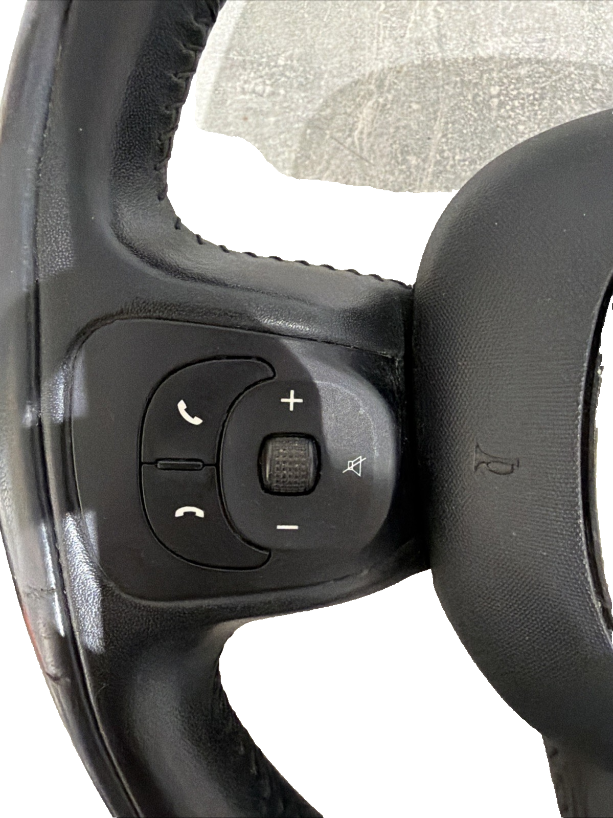 Fiat 500 Leather Steering Wheel w/ Autoliv Airbag 07356766810 Multifunction