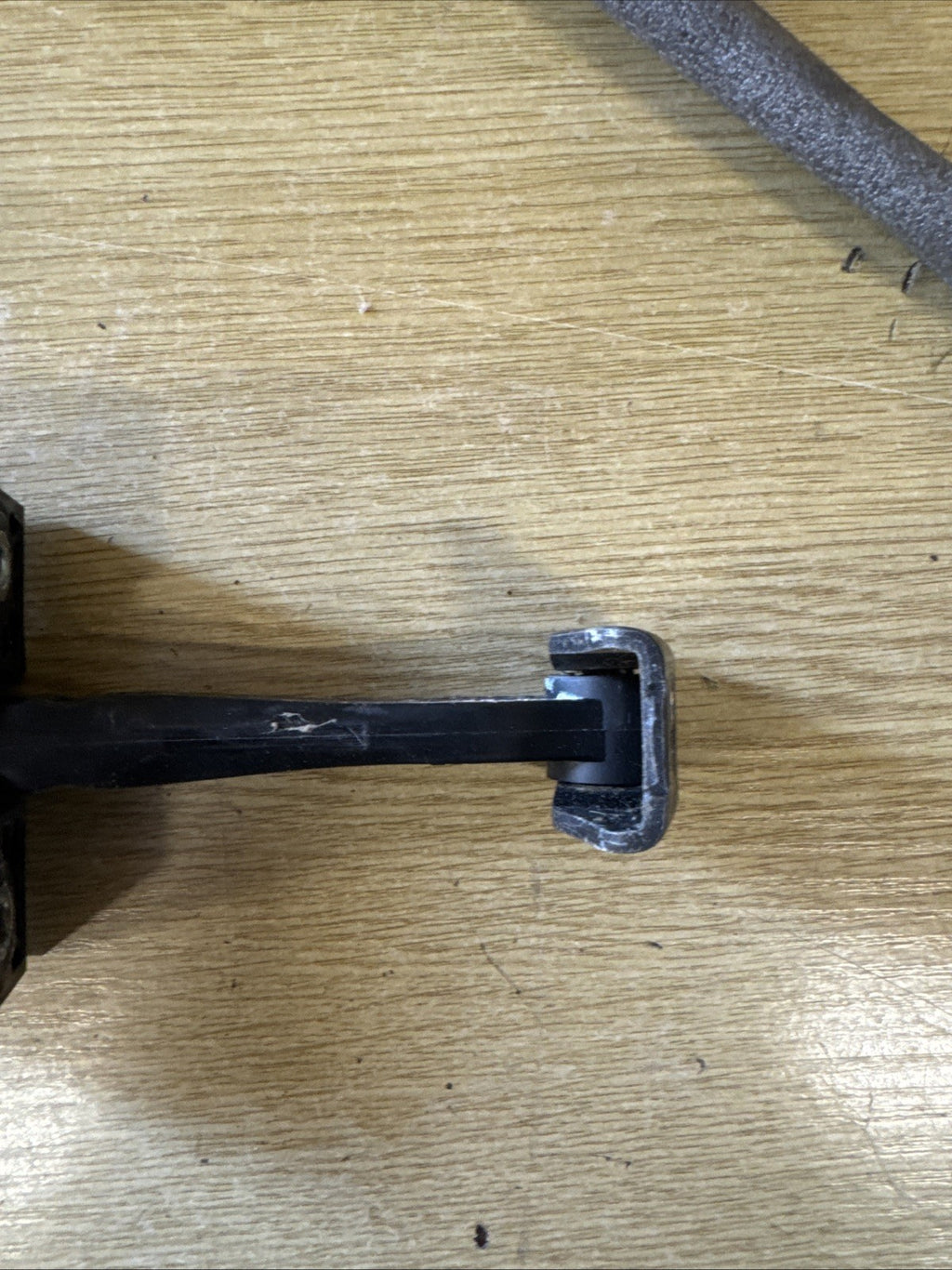 Bmw 1 Series 118d E87 2007-2011 Door Check Strap (o/s Front Driver)