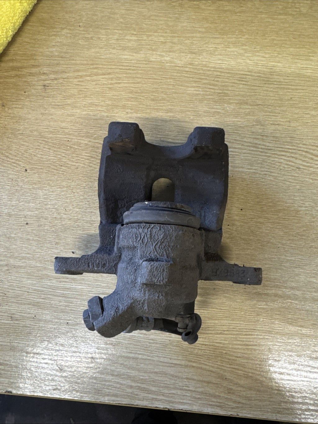 RANGE ROVER L320 BRAKE CALIPER REAR RIGHT DRIVER SIDE 4.2 PETROL