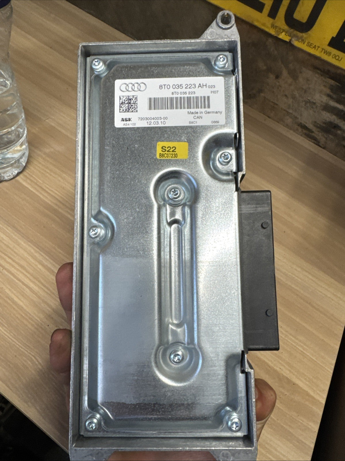 Audi A4 A5 A6  8T0035223AH Radio Amplifier