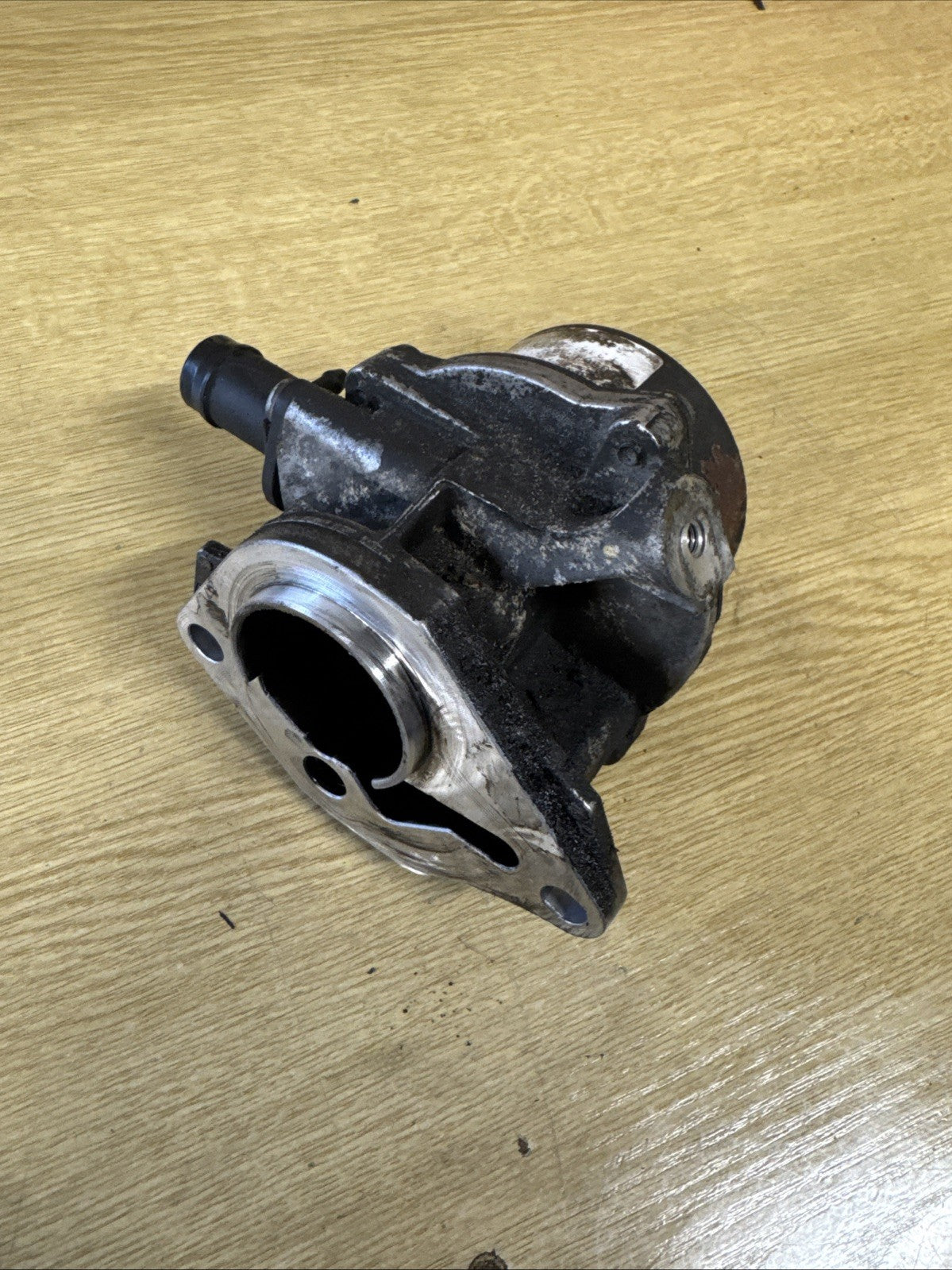 RENAULT MEGANE 1.5 DCI K9K732 BRAKE VACUUM PUMP PIERBURG VACUM