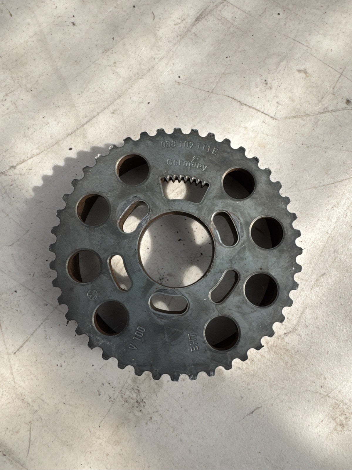 VOLKSWAGEN CADDY MK3 1.9 DIESEL 2004-2010 CAMSHAFT PULLEY 038109111E