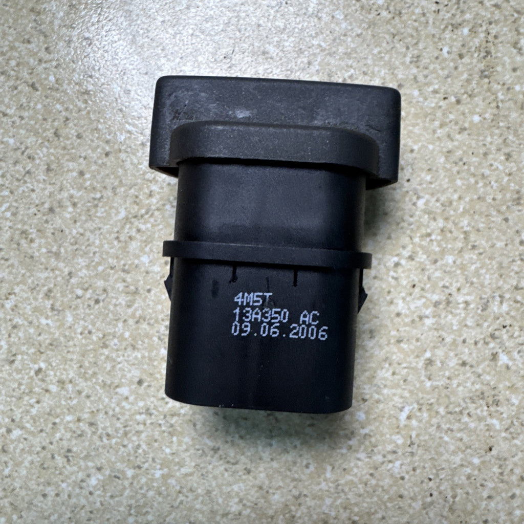 FORD FIESTA MK6 05-08  HAZARD WARNING SWITCH 4M5T 13A350 AC