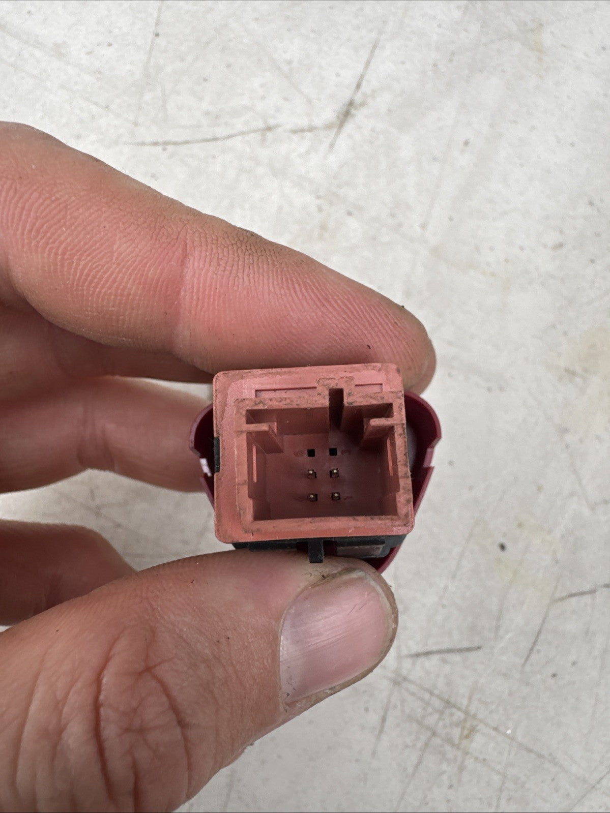 CITROEN BERLINGO HAZARD WARNING LIGHT 96405776KR IN RED.