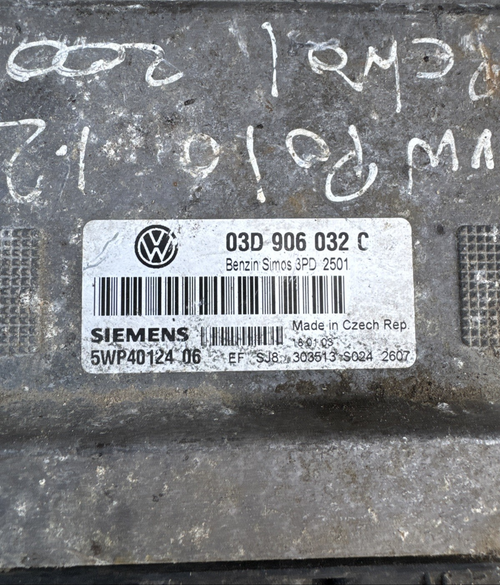 03D906032C VW Polo 1.2 Petrol Engine Control Module ECU 03D906032 C 5WP40124 07
