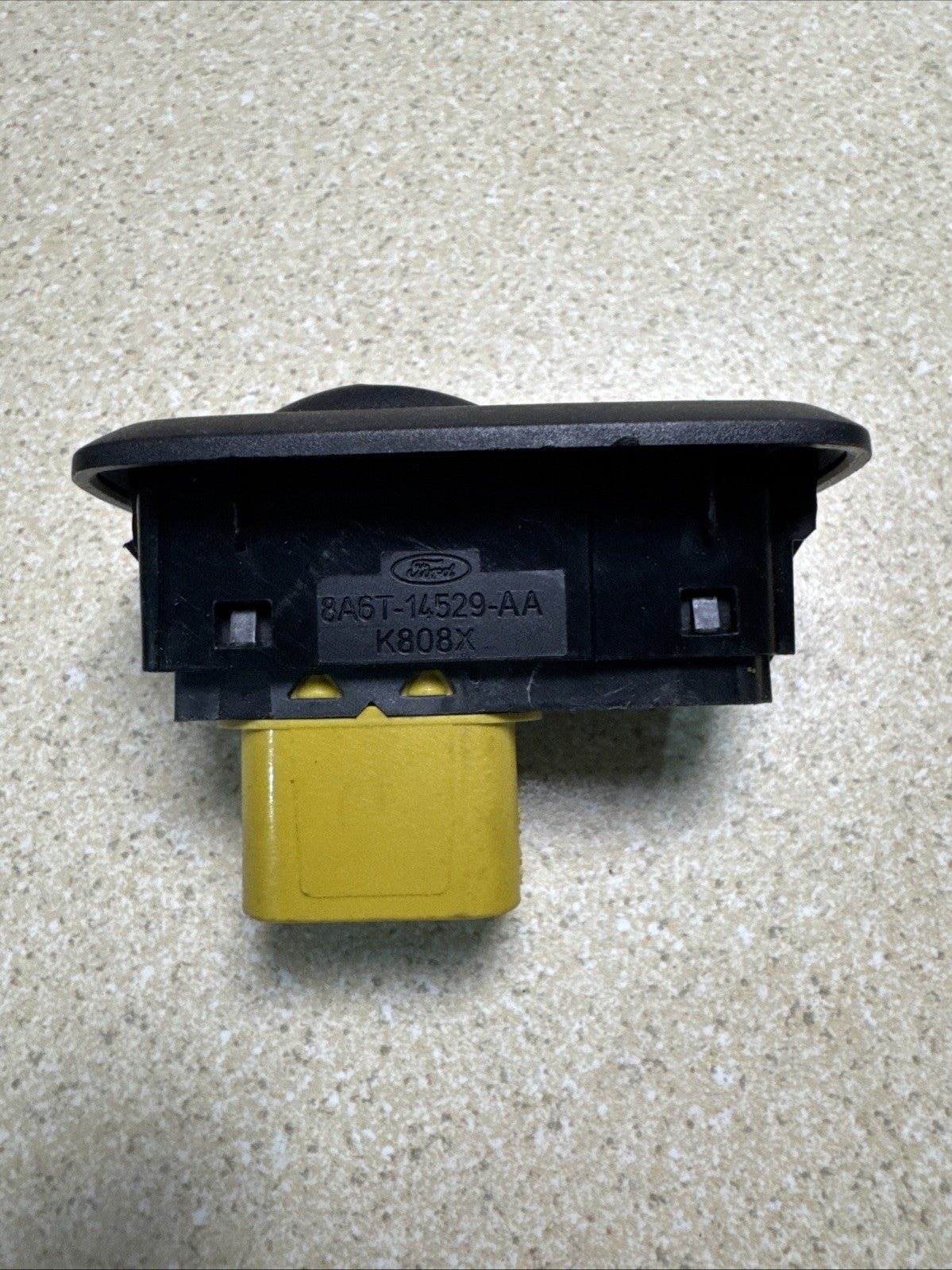 FORD FIESTA MK7 09-12 PASSENGER SIDE FRONT ELECTRIC WINDOW SWITCH 8A6T14529AA
