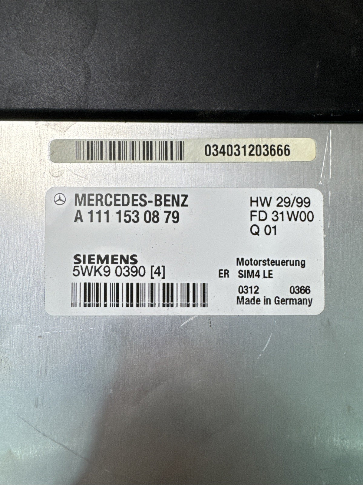 MERCEDES SLK Engine Control Module Unit ECU -  A1111533779 / 5WK90422