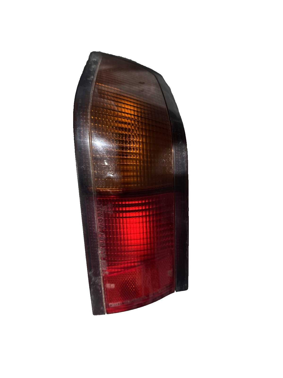 Toyota Camry XV20 1999 - Rear Passenger Side Outer Taillight Light - Left