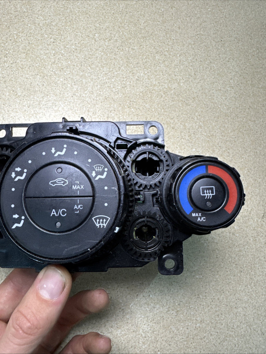 Ford Fiesta Mk7 Heater Control Panel 8A6119980AG - Y2/B14 #1