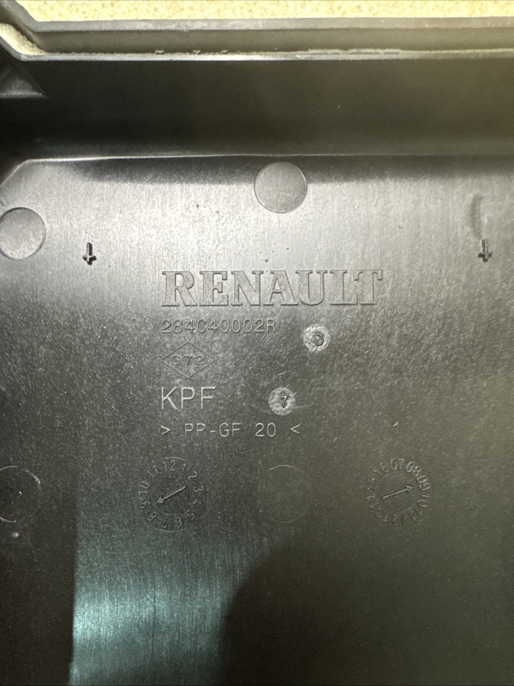 Renault megane RS fuse box cover lid trim plastic 2011 MK3 284C40002R