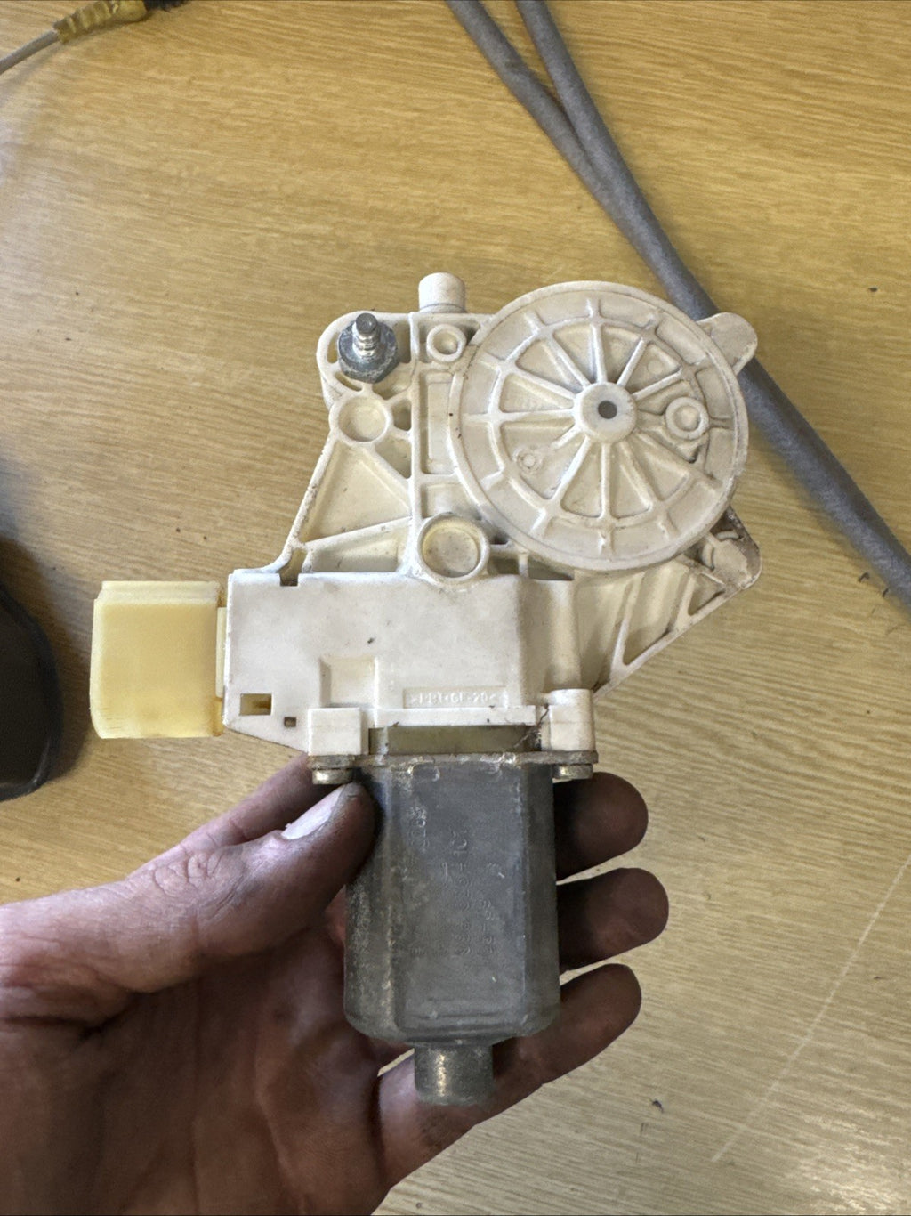 BMW 3 Series E90 LCI 09-12 Drivers Window Motor  0130822227