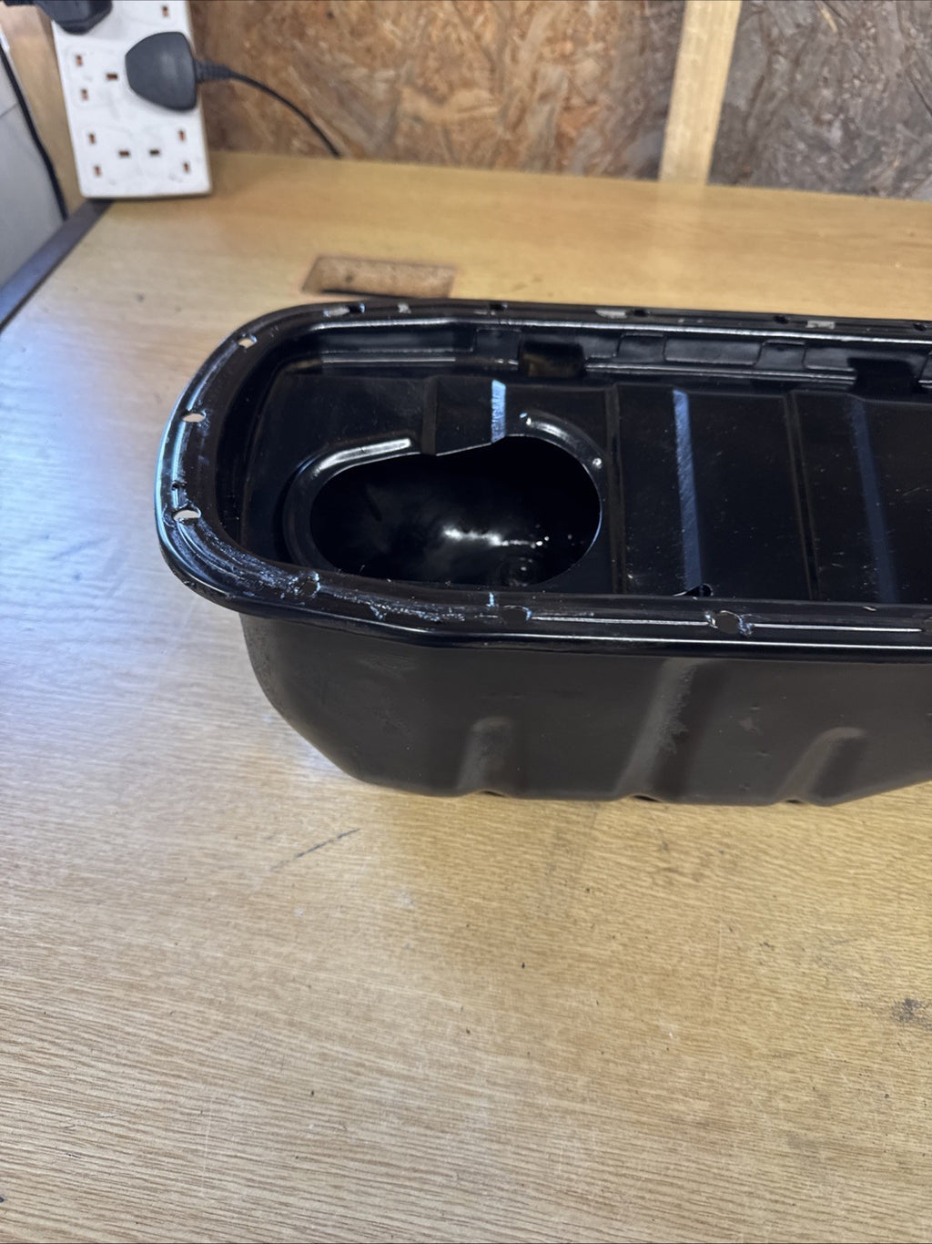 RENAULT CLIO 1.2 16V PETROL ENGINE OIL SUMP OIL PAN D4F MK3 2007-2014