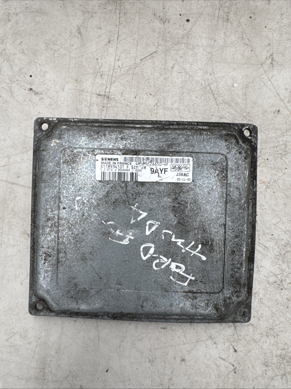 2005 FORD FOCUS 1.6 PETROL ENGINE CONTROL ECU 4M51-12A650-HF - S118934101F