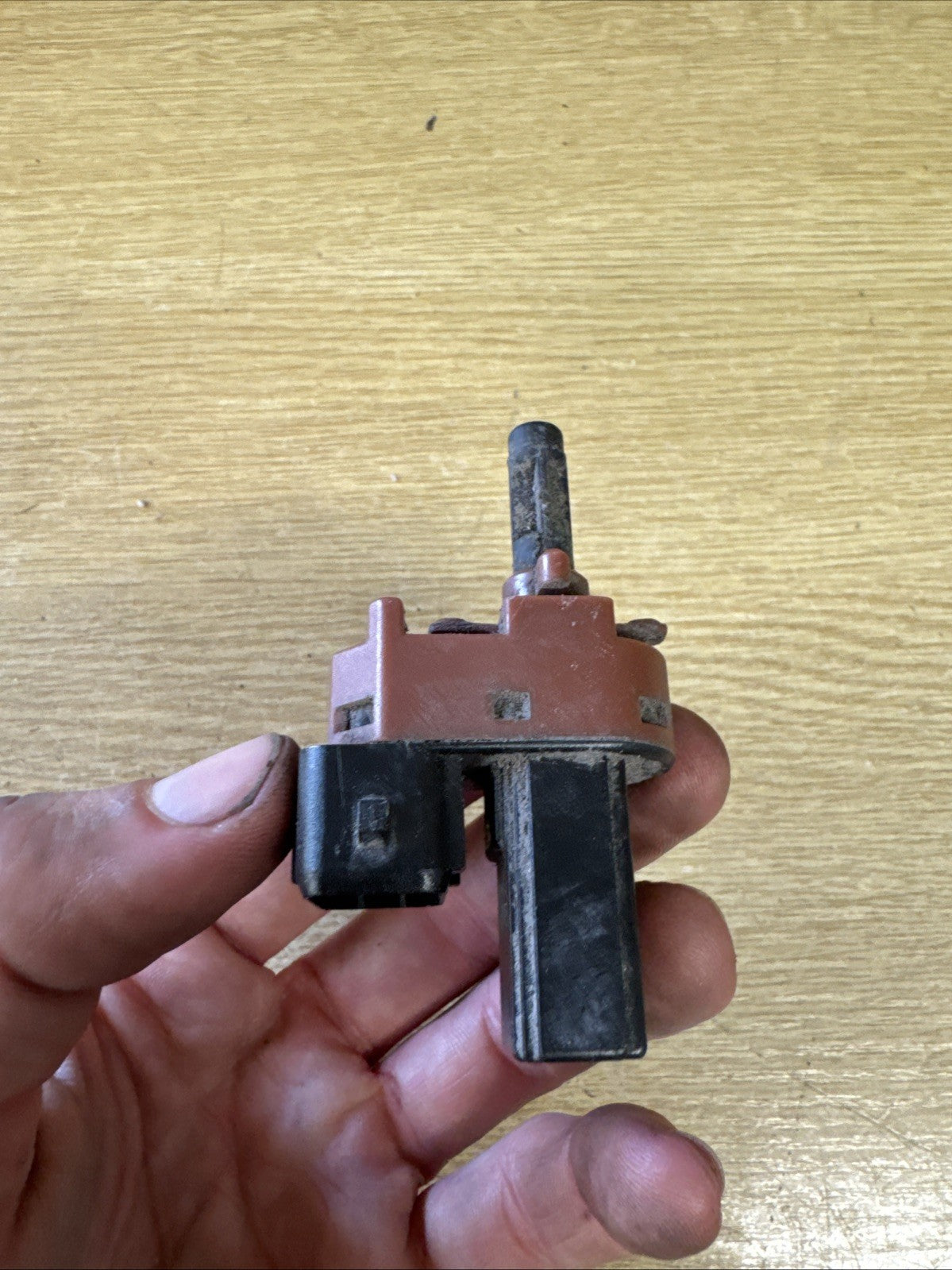 GENUINE FORD FIESTA FUSION TRANSIT CLUTCH PEDAL SWITCH 2S6T 7C534 AA / 1143409