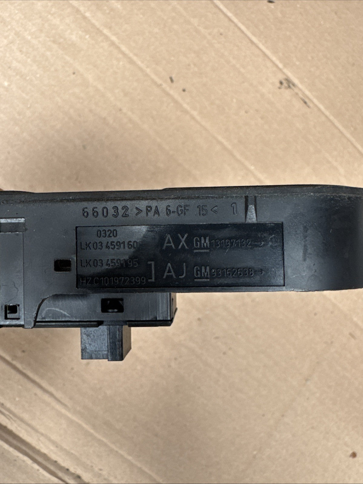 13197132 Vauxhall Astra Zafira Genuine Front Passenger Door Window Switch Button
