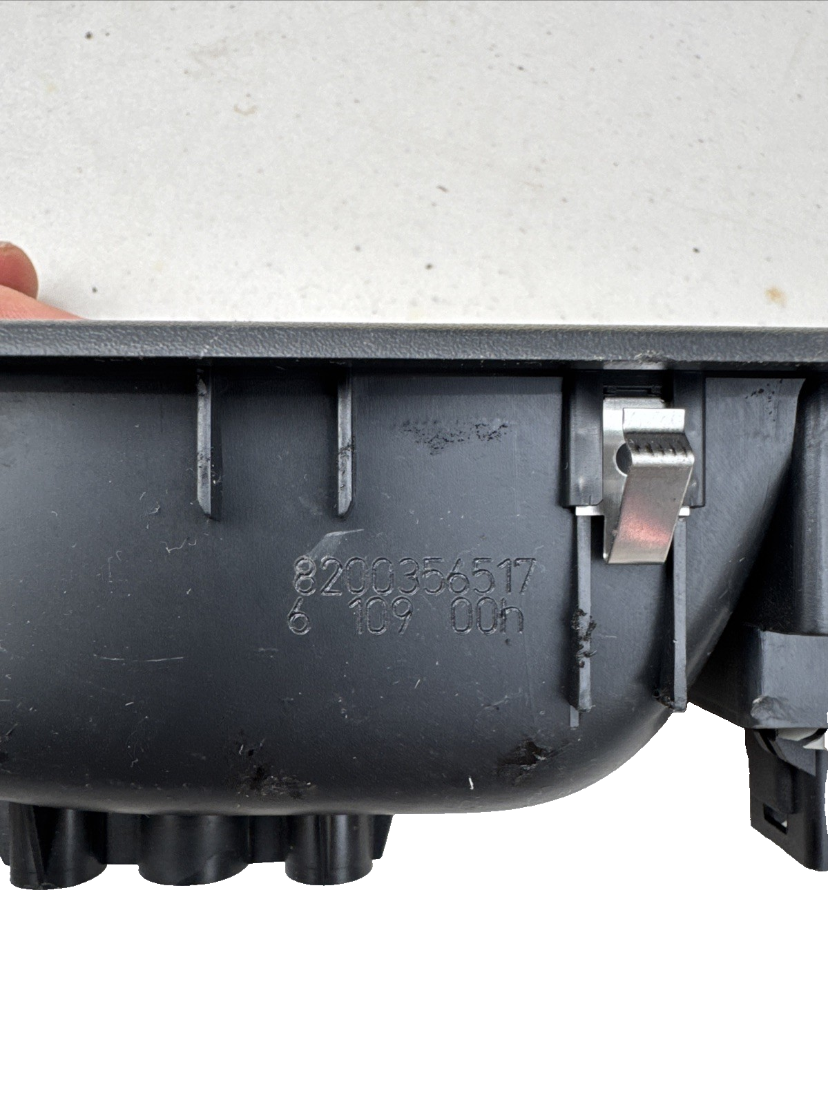 Renault Twingo 07-12 Electric Window Switch Front Left Side 8200356517B