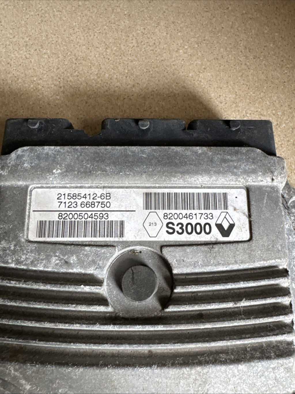 RENAULT CLIO 1.4 16V MK3 2007 ENGINE UNIT ECU 8200461733 8200504593
