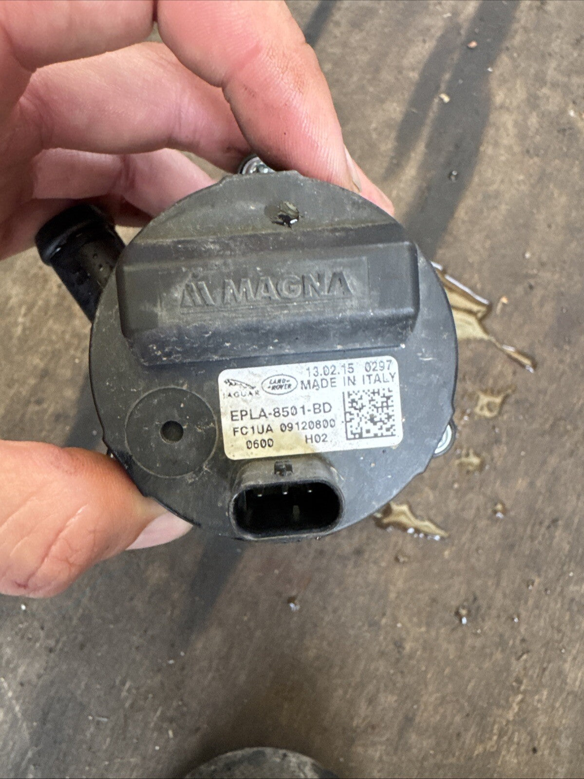 RANGE ROVER VOGUE L405 WATER CIRCULATIONPUMP EPLA-8501-BD