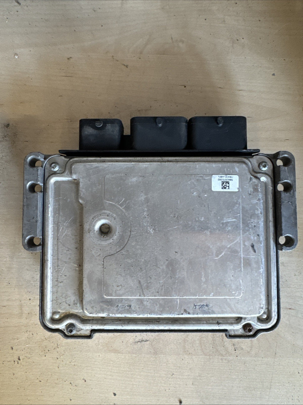 MINI HATCH ENGINE ECU COOPER R56 ENGINE CONTROL UNIT 1.6 PETROL  7589971