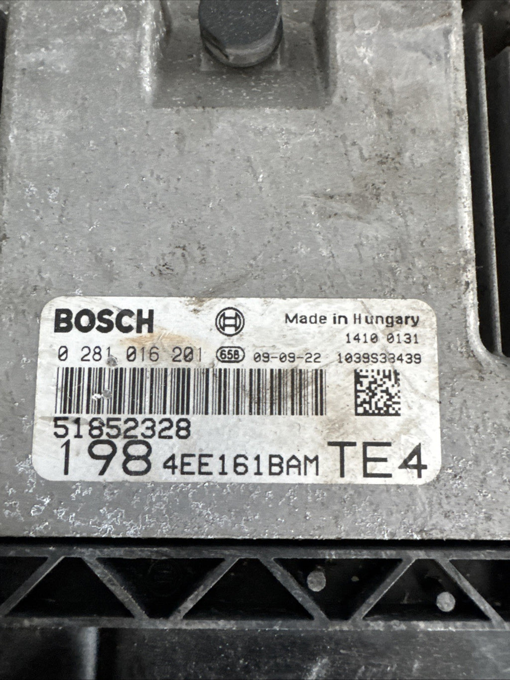 FIAT Bravo Dynamic Eco 1.6 Diesel M-jet Bosch Engine ECU 51852328